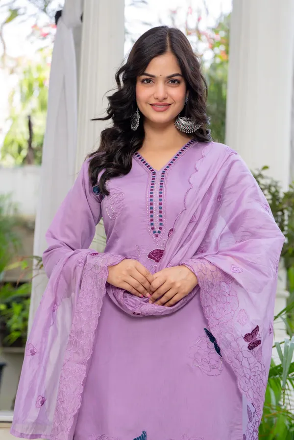 Women's_Lavender_Heavy_Roman_Silk_Kurta_Pant_Set_with_Fancy_Silk_Dupatta_&_Embroidery