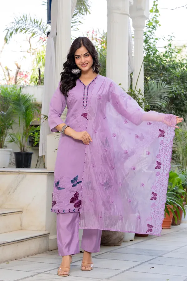 Women's_Lavender_Heavy_Roman_Silk_Kurta_Pant_Set_with_Fancy_Silk_Dupatta_&_Embroidery