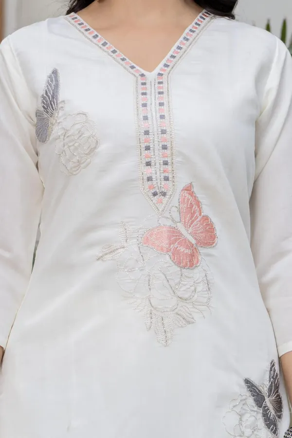 Women's_White_Heavy_Roman_Silk_Kurta_Pant_Set_with_Fancy_Dupatta_&_Embroidery
