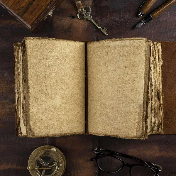 Genuine_Leather_Diary_Vintage_Handmade_Leather_Premium_Antique_Key_Closure_200_Handmade_Deckle_Edge_Antique_Pages