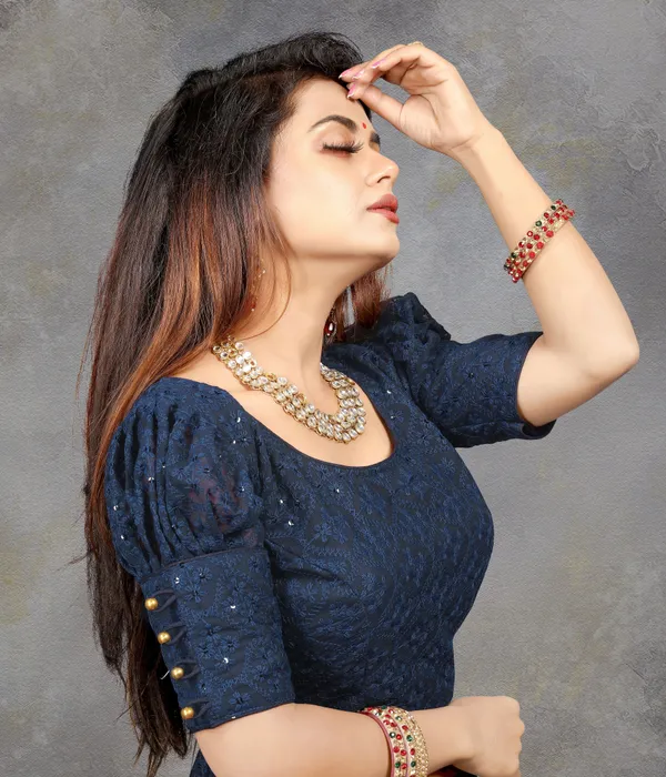 Famivista_Round_Neck_Women_Blouse