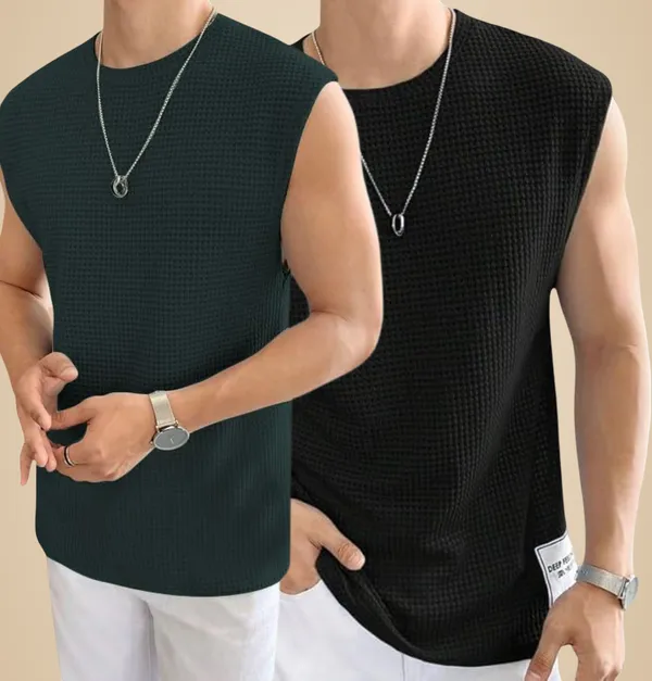 Green_And_Black_Cotton_Blend_Self_Design_Round_Neck_T-Shirt_For_Men_(Pack_Of_2)