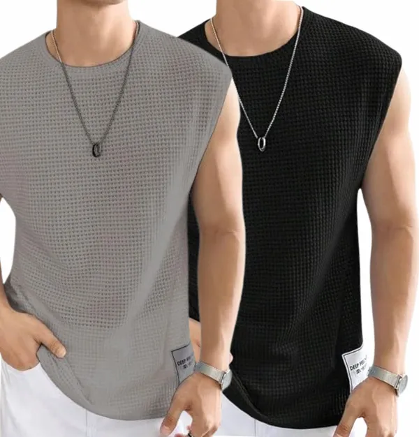 Grey_And_Black_Cotton_Blend_Self_Design_Round_Neck_T-Shirt_For_Men_(Pack_Of_2)