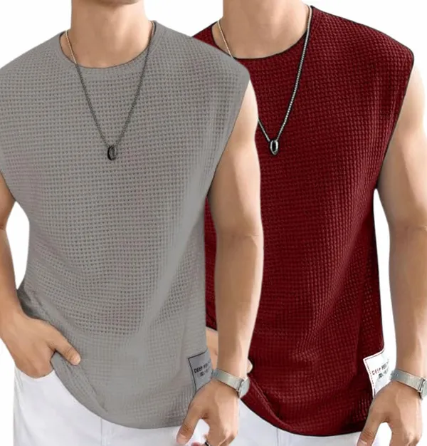 Grey_And_Maroon_Cotton_Blend_Self_Design_Round_Neck_T-Shirt_For_Men_(Pack_Of_2)