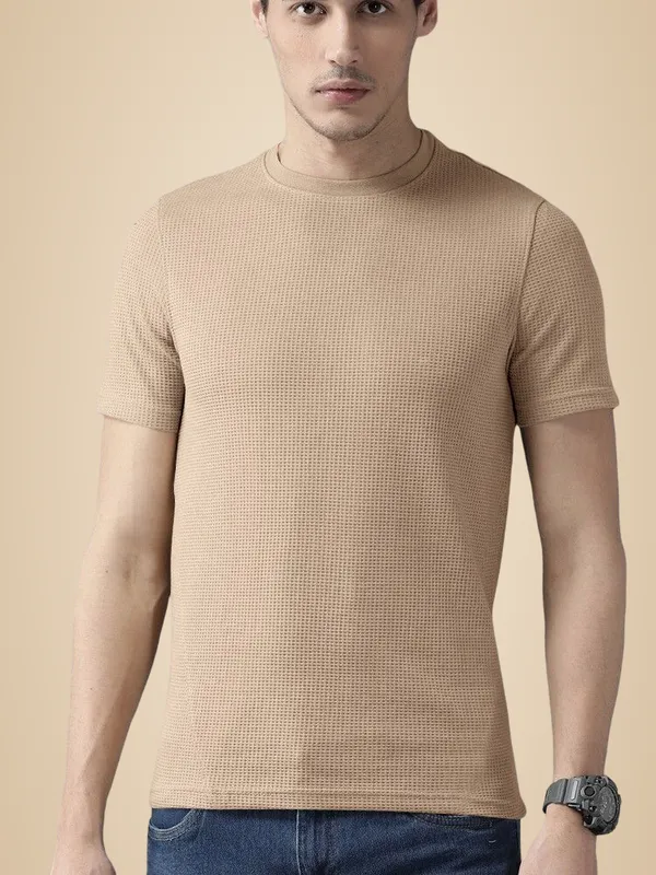 Beige_Cotton_Blend_Checkered_Round_Neck_T-Shirt_For_Men