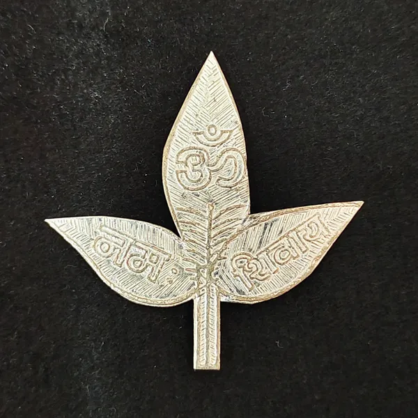 Sterling_Silver_Belpatra_Leaves_For_Lord_Shiva_Pooja