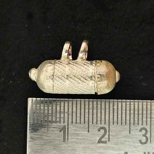 Sterling_Silver_Round_Shaped_Amulet_Pendant_Small_Tabiz,_Mantra_Box,_Silver_Tabiz_/Pure_Silver_Textured_Cylinder_Amulet_Pendant