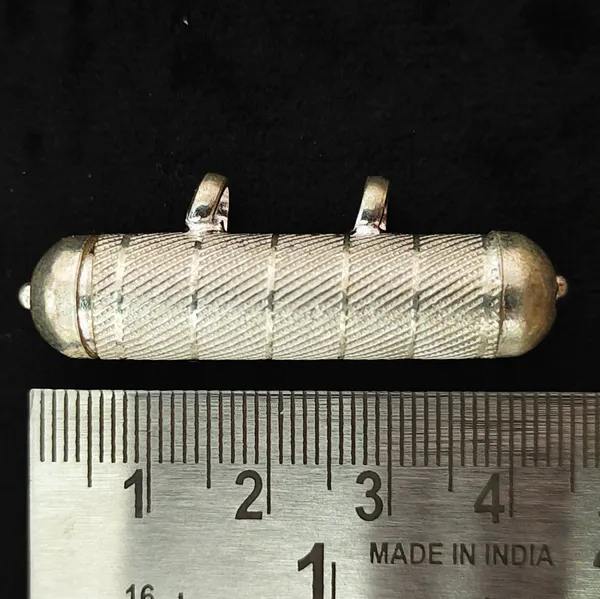 Sterling_Silver_Round_Shaped_Amulet_Pendant_Tabiz_Big_Size,_Mantra_Box,_Silver_Tabiz_/Pure_Silver_Textured_Cylinder_Amulet_Pendant_(5.3Gm,_4.5_X_1.6_Cm)