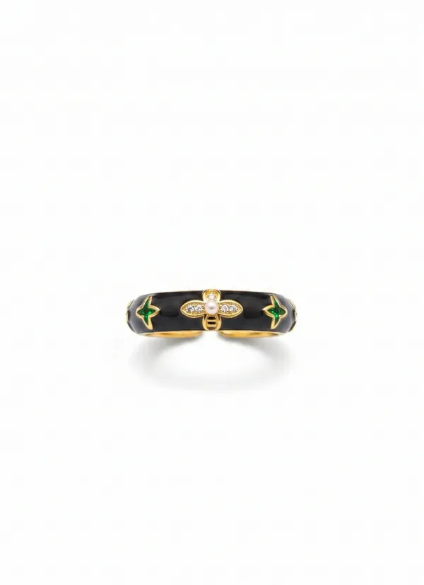 Vaanya_Gold_Plated_Anti_Tarnish_Ring_For_Women