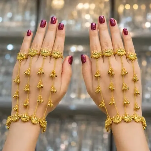Chanchal_Set_of_2_Gold-Plated_Anti-Tarnish_Elephant_Ghungroo_Chain_Hathphool_Bracelet_Set