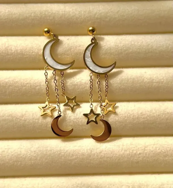 Falak_18K_Gold_Plated_Anti_Tarnish_Chandbali_Earrings_For_Women
