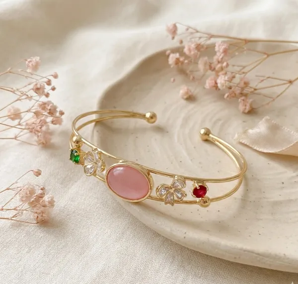 Amaira_18K_Gold_Plated_Anti_Tarnish_Bracelet_For_Women