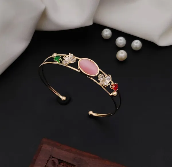 Amaira_18K_Gold_Plated_Anti_Tarnish_Bracelet_For_Women