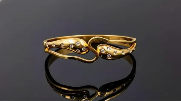 Mira_18K_Gold_Plated_Anti_Tarnish_Bracelet_For_Women_