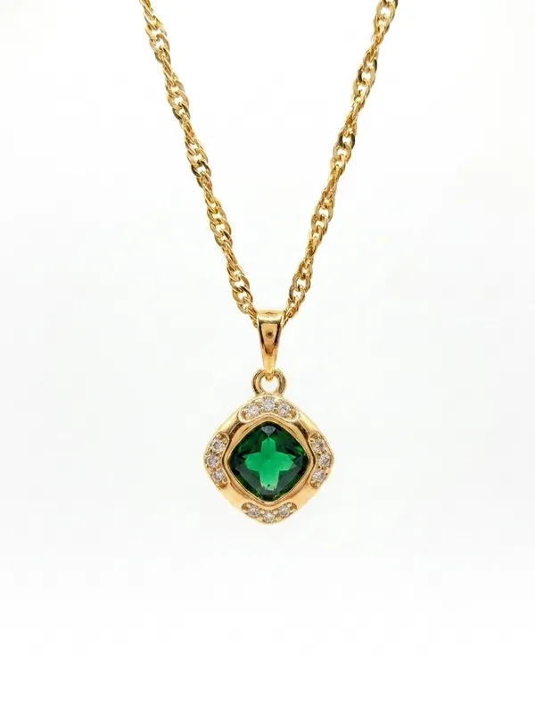 Saavi_18K_Gold_Plated_Anti_Tarnish_Pendant_Necklace_For_Women