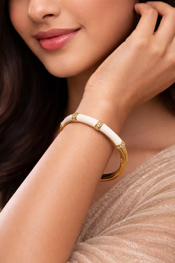 Naayra_18K_Gold_Plated_Anti_Tarnish_Bracelet_For_Women_-_White_and_Gold