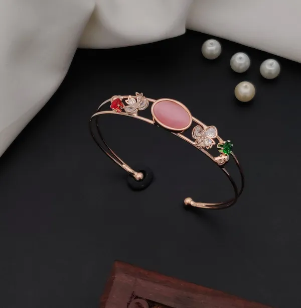 Amaira_Rose_Gold_Plated_Anti_Tarnish_Bracelet_For_Women
