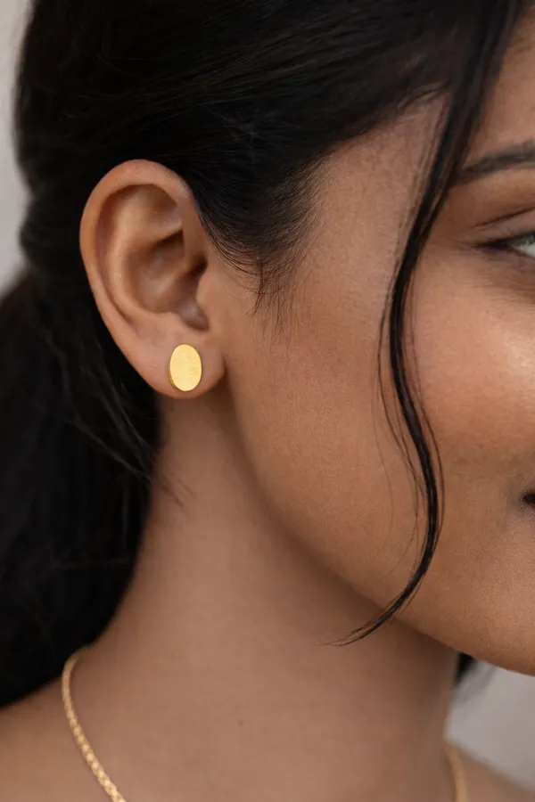 Oindri_18K_Gold_Plated_Anti_Tarnish_Earring_For_Women