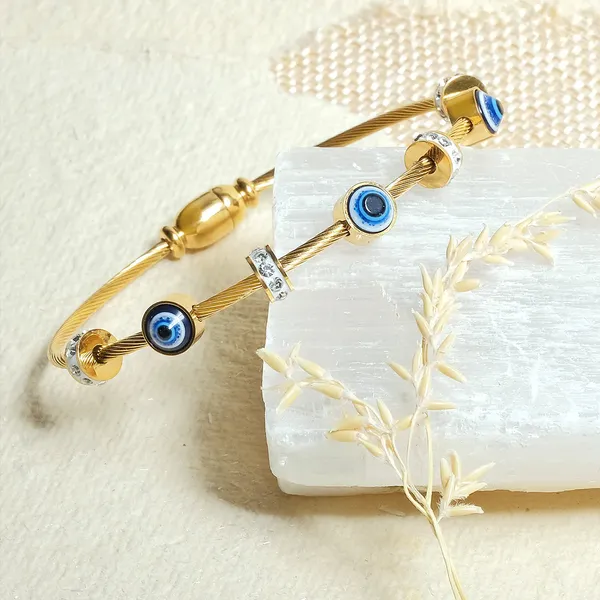 Divaara_18K_Gold_Plated_Anti_Tarnish_Bracelet_For_Women