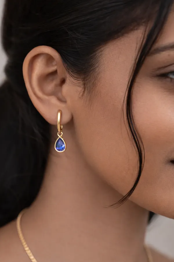 Aarshika_18K_Gold_Plated_Anti_Tarnish_Earring_For_Women