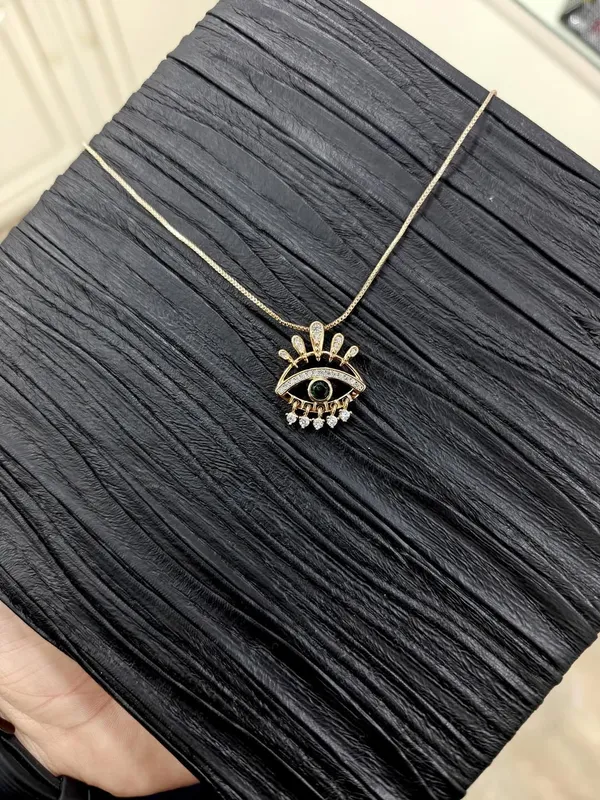 Noorii_18K_Gold_Plated_Anti_Tarnish_Pendant_Necklace_For_Women