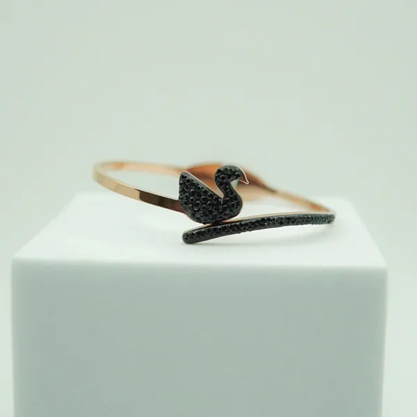 Livaa_18K_Gold_Plated_Anti_Tarnish_Bracelet_For_Women