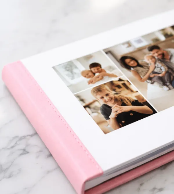 Pink_Photo_Album_For_Tabletop_Wall_Decor