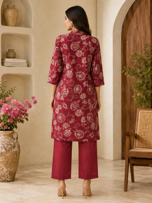 Pink__Floral_Printed_Vatican_Kurta_Pant_Set_for_Women