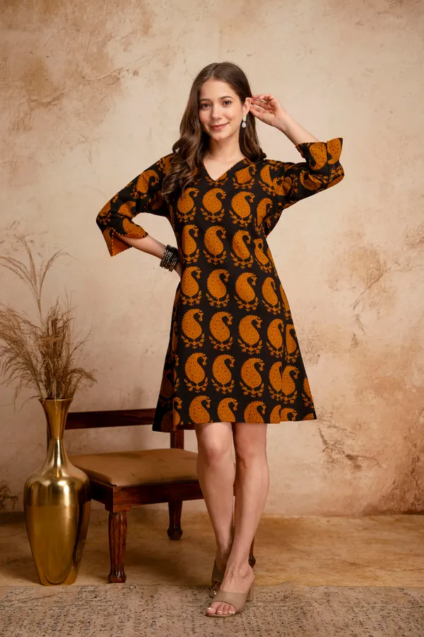 Black_Cotton_Paisley_Print_Kurta_with_Palazzo_for_Women