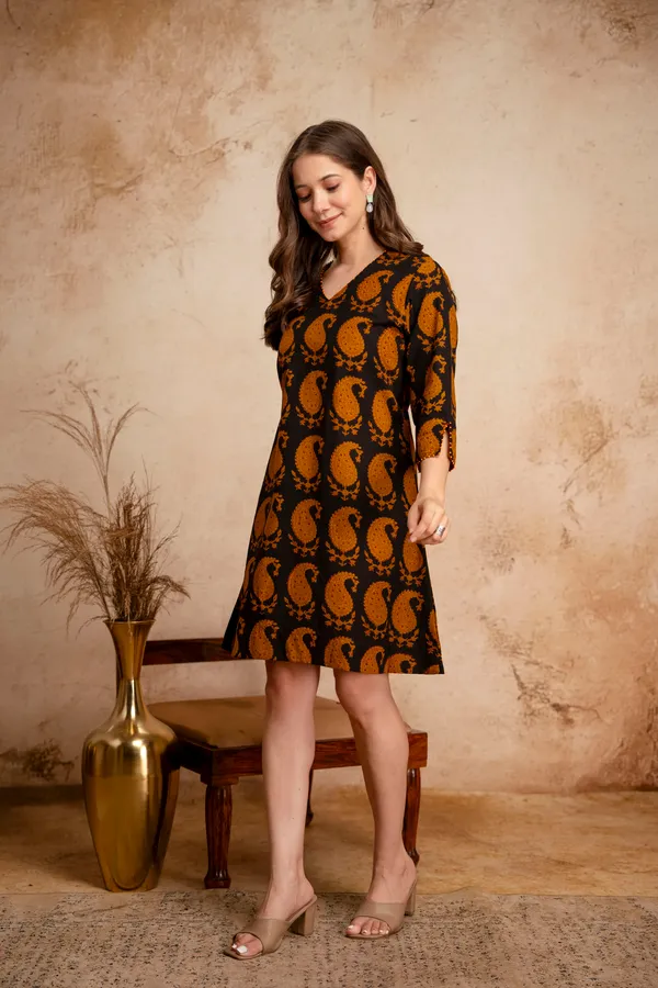 Black_Cotton_Paisley_Print_Kurta_with_Palazzo_for_Women