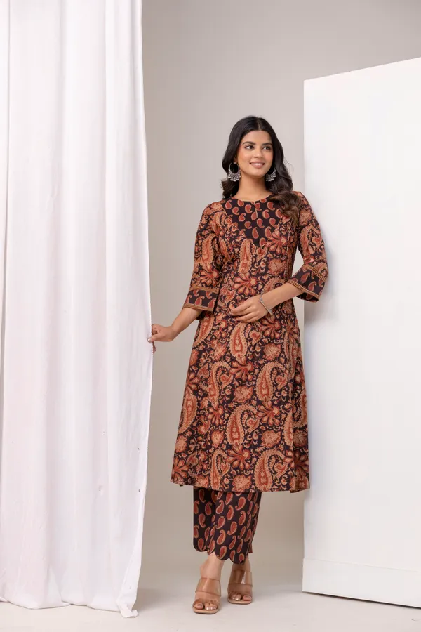 Brown_And_Black_Pure_Cotton_Premium_A_Line_Suit_For_Women