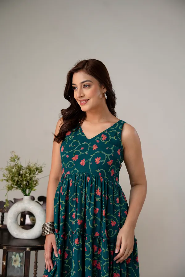 Green_Pure_Cotton_Premium_Midi_Dresses_For_Women