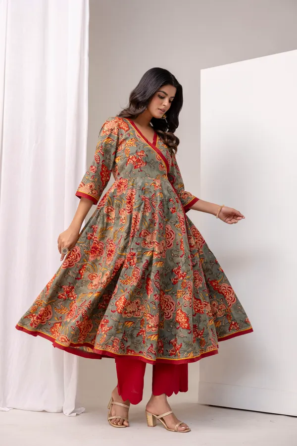Grey_And_Red_Pure_Cotton_Premium_Angarkha_Set_For_Women