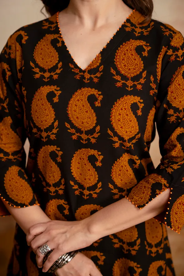 Black_Cotton_Paisley_Print_Kurta_with_Palazzo_for_Women