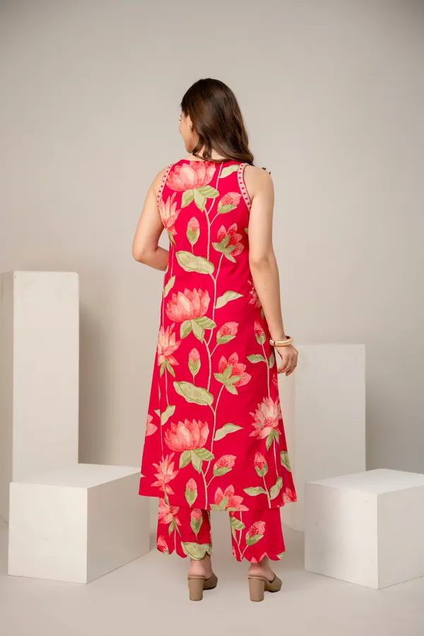 Red_Floral_Print_Sleeveless_V-Neck_Dress_for_Women