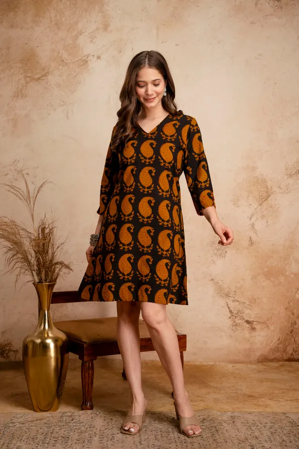 Black_Cotton_Paisley_Print_Kurta_with_Palazzo_for_Women