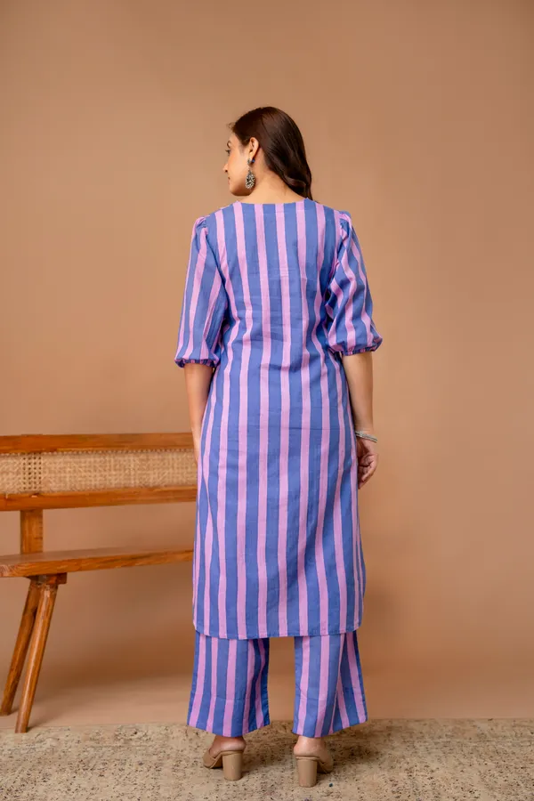 Blue_And_Pink_Pure_Cotton_Premium_Straight_Suit_For_Women