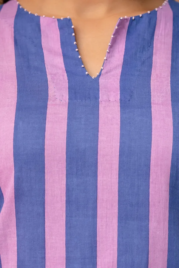 Blue_And_Pink_Pure_Cotton_Premium_Straight_Suit_For_Women