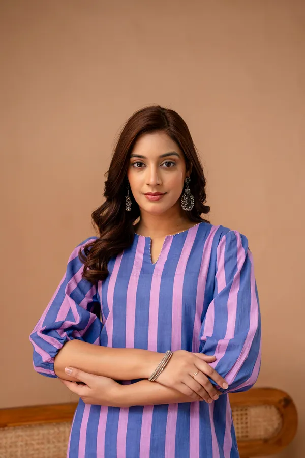 Blue_And_Pink_Pure_Cotton_Premium_Straight_Suit_For_Women