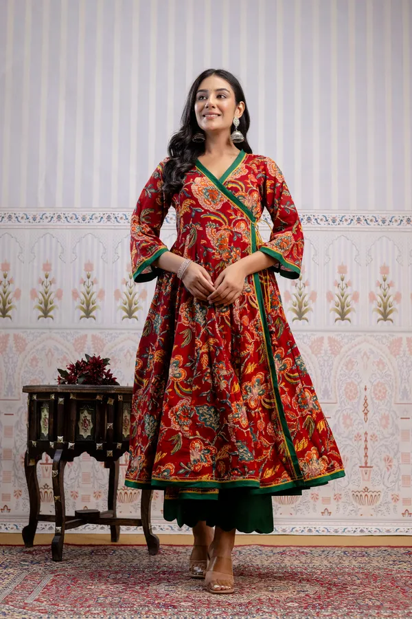Red_And_Green_Pure_Cotton_Premium_Angarkha_Set_For_Women