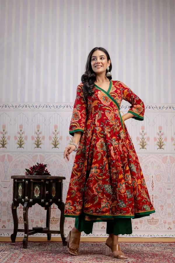 Red_And_Green_Pure_Cotton_Premium_Angarkha_Set_For_Women