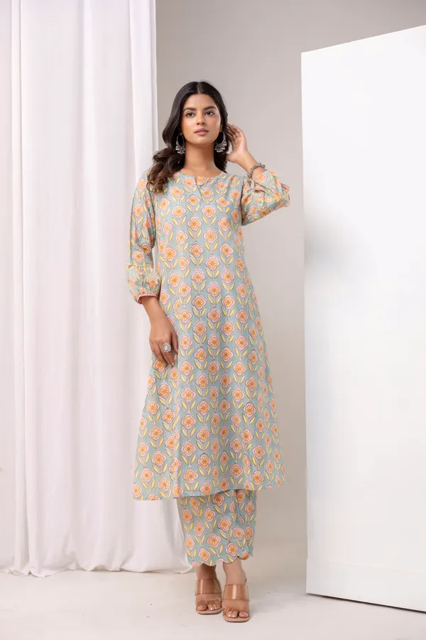 Pastel_Sky_Blue_Pure_Cotton_Premium_Angarkha_Set_For_Women