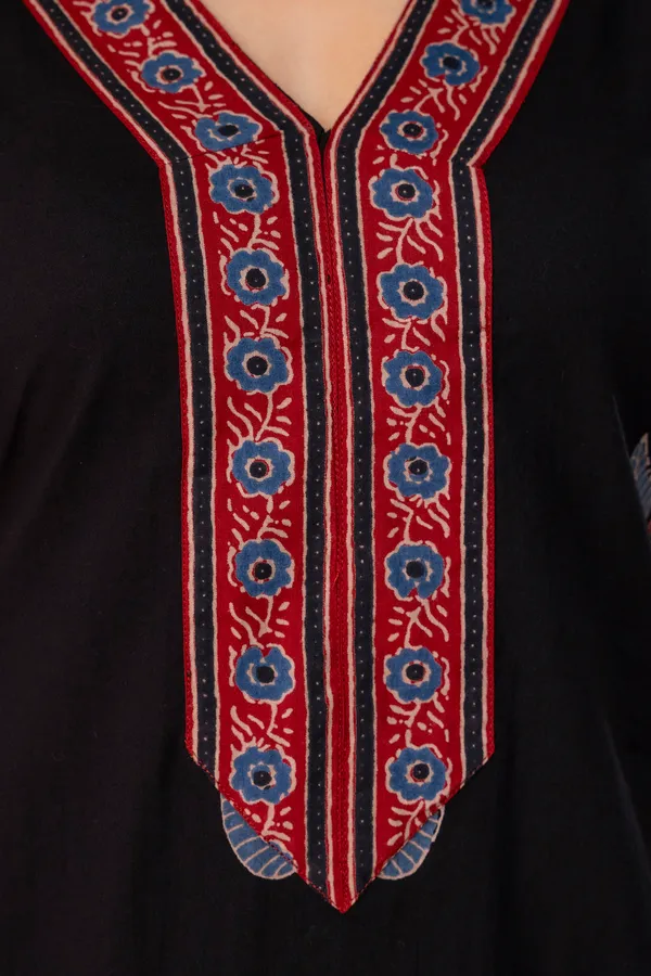 Black_Pure_Cotton_Premium_Straight_Suit_Without_Dupatta_For_Women