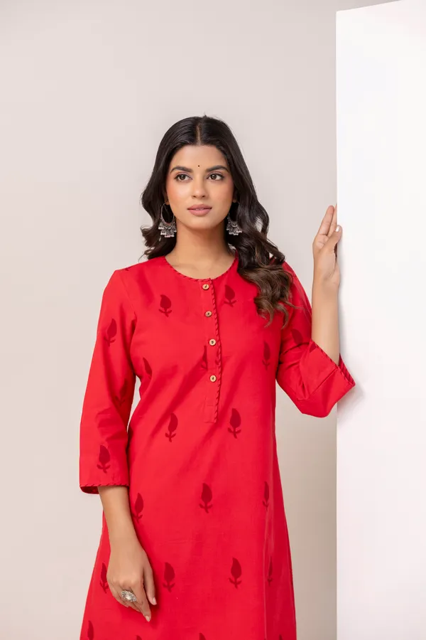 Red_Pure_Cotton_Premium_A_Line_Suit_For_Women