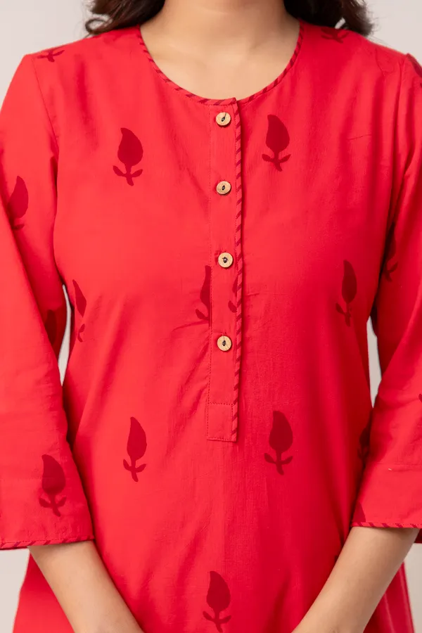Red_Pure_Cotton_Premium_A_Line_Suit_For_Women