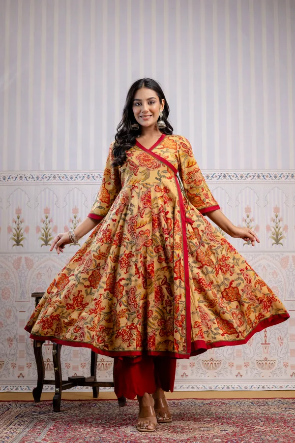 Beige_And_Red_Pure_Cotton_Premium_Angarkha_Set_For_Women