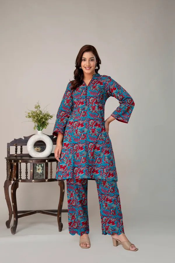 Blue_And_Red_Pure_Cotton_Premium_Coord_Set_For_Women