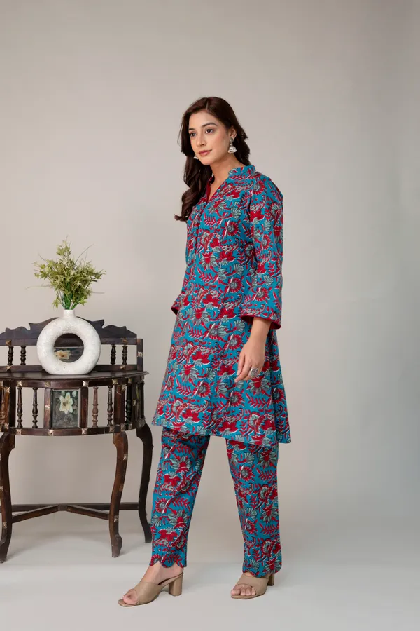 Blue_And_Red_Pure_Cotton_Premium_Coord_Set_For_Women