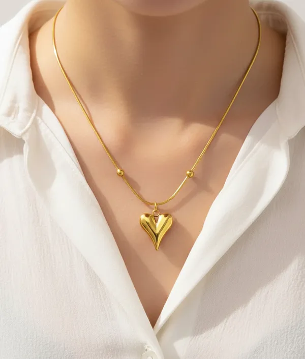 Gold-Tone_Heart_Pendant_Necklace_For_Women