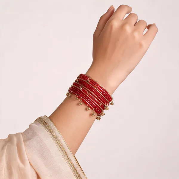 Red_Traditional_Embellished_Bangle_Set_For_Women